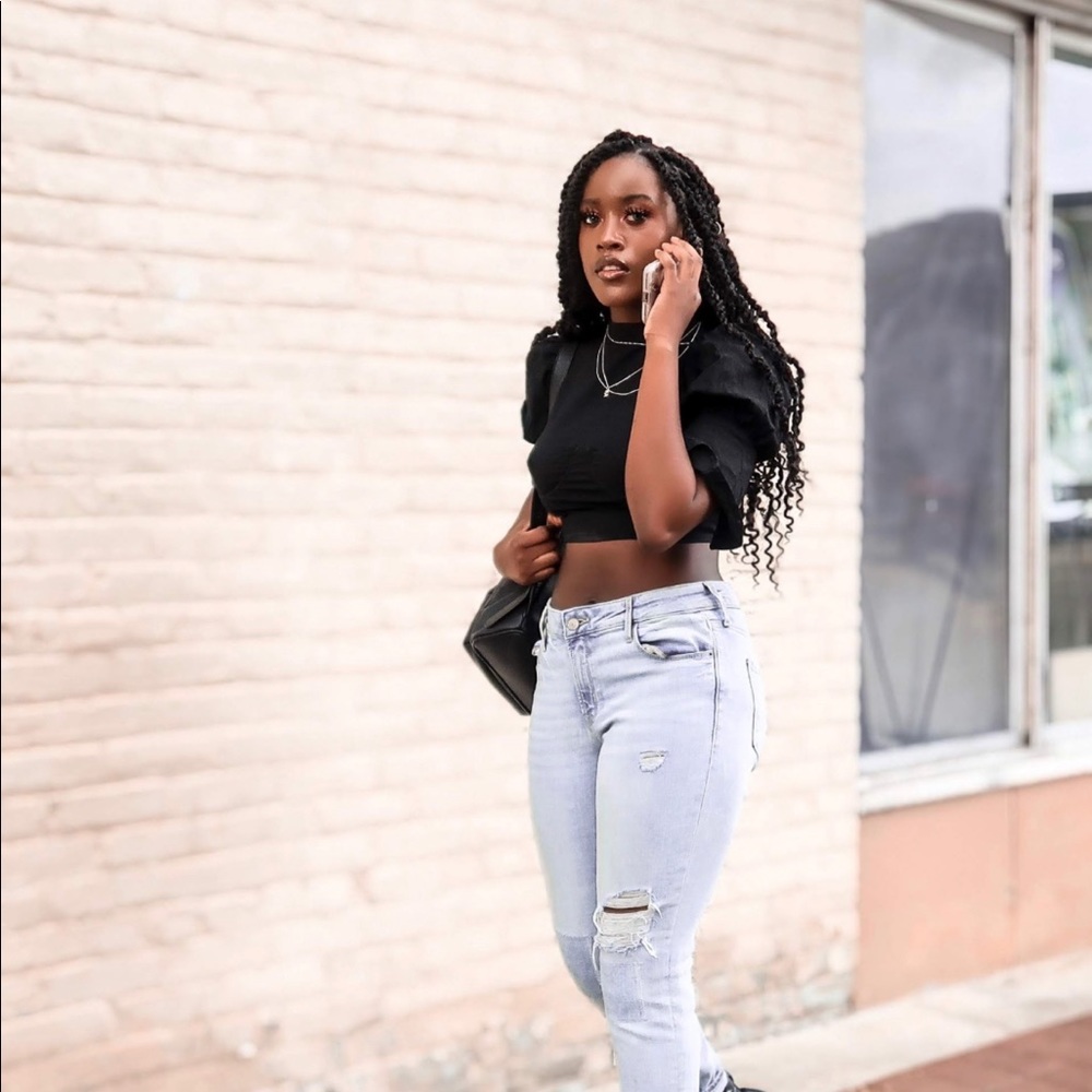 Black crop top